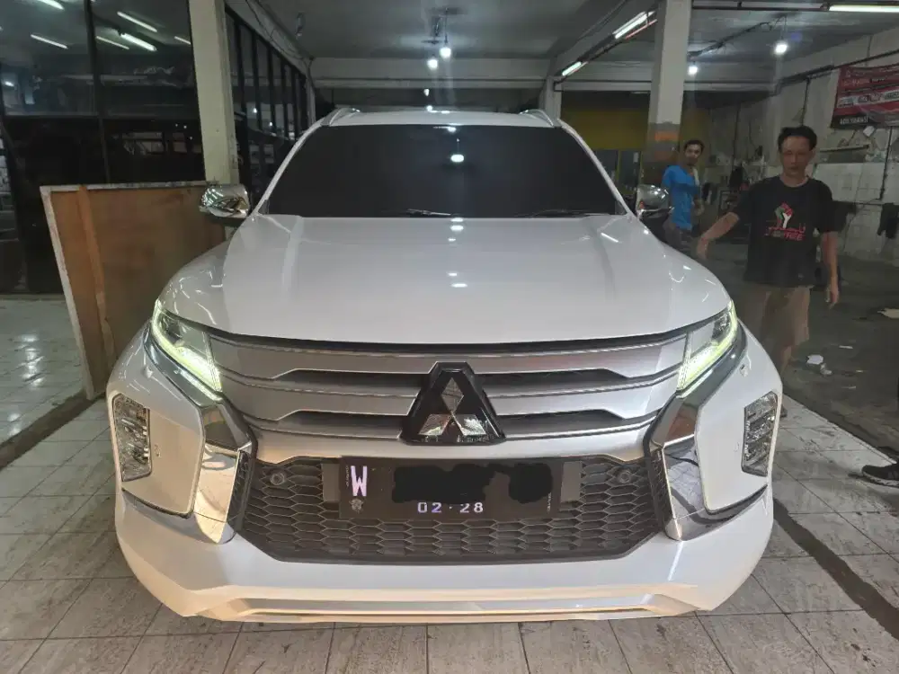 Mitsubishi Pajero Sport Dakar Ultimate 4x2 AT 2023 Istimewa