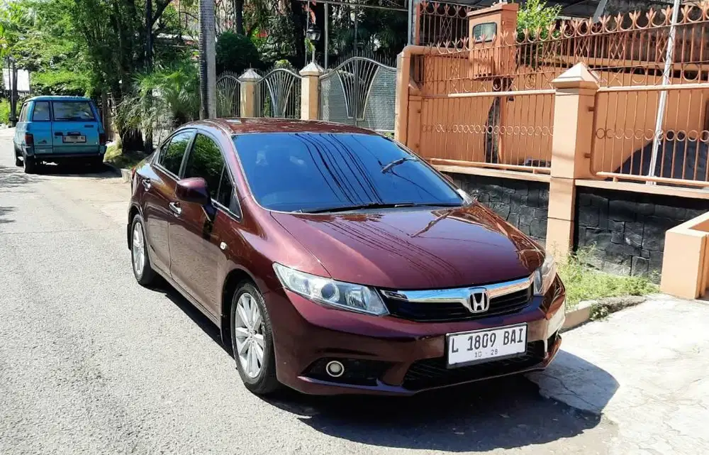Honda Civic FB 1.8 automatic th 2012