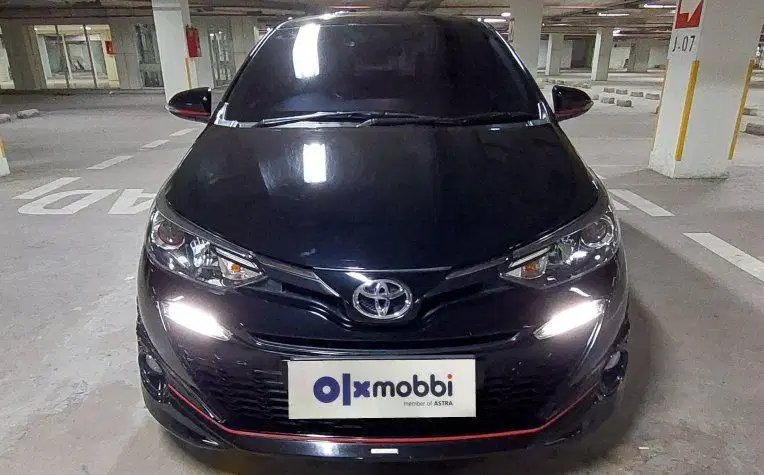 TDP 9, JT Toyota Yaris 1.5 TRD Sportivo Bensin-AT Hitam 2018