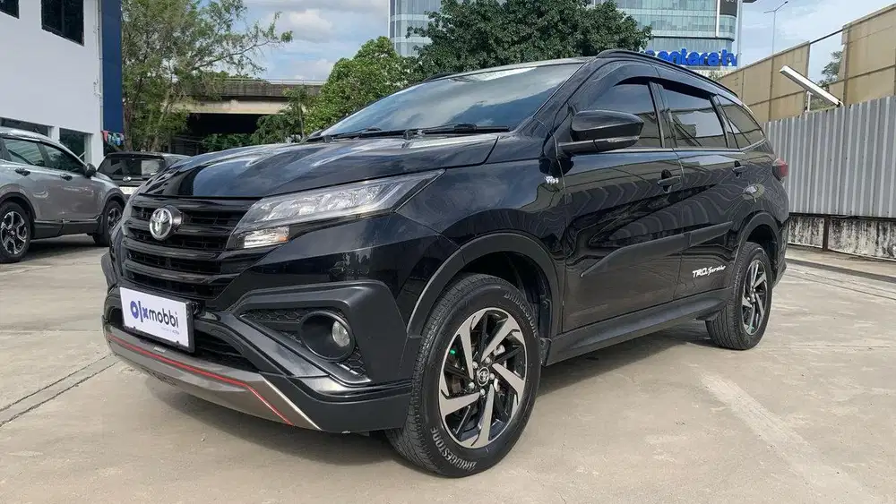 DP RENDAH - Toyota Rush 1.5 TRD Sportivo Bensin-MT 2018