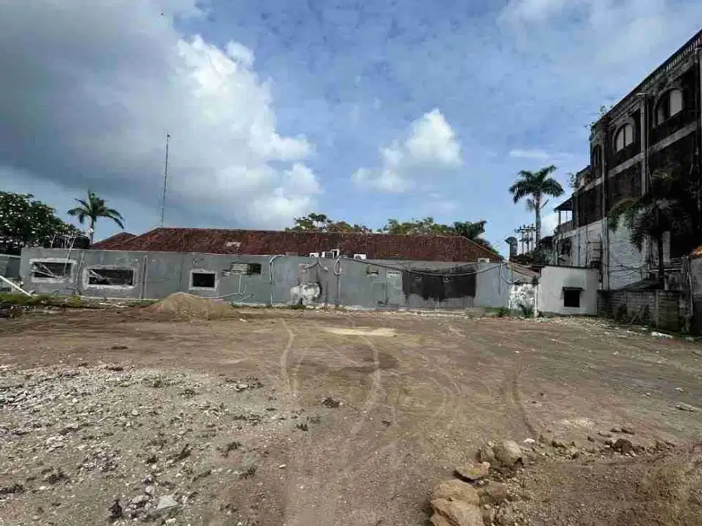 LEASE HOLD!! TANAH PREMIUM DEKAT PANTAI OBERIO SEMINYAK.BADUNG BALI