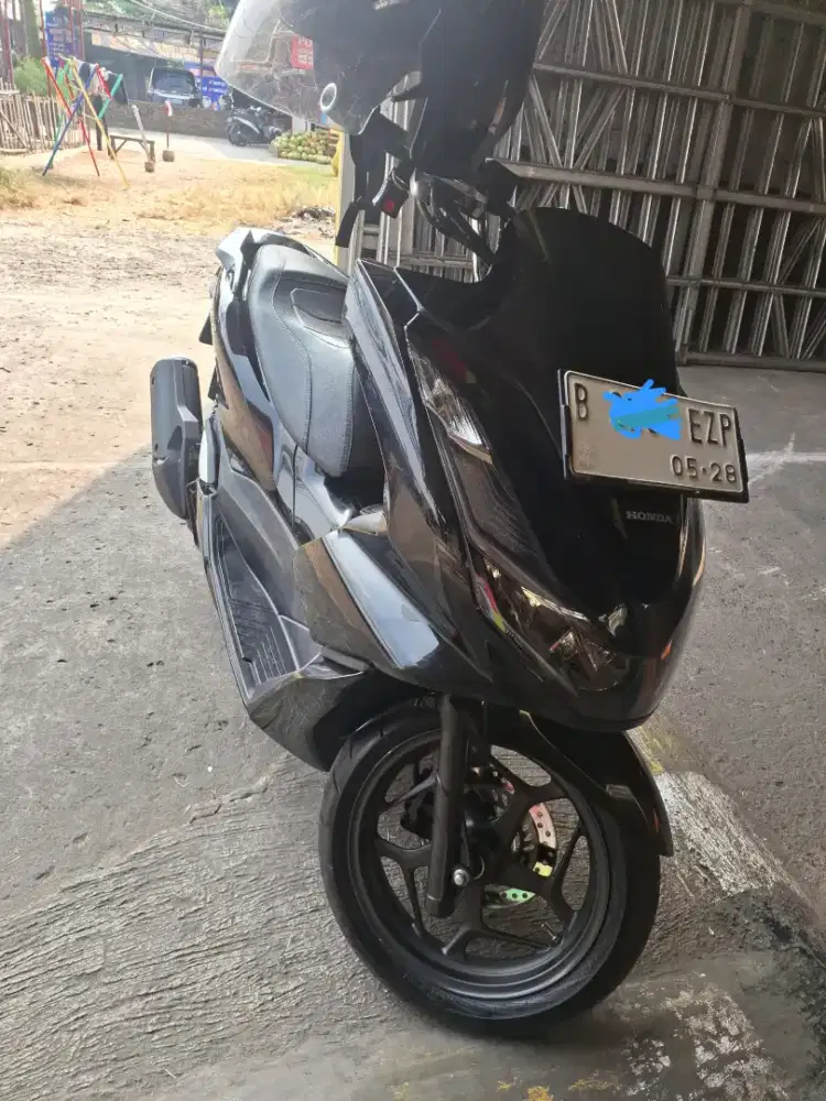 Pcx 2023 cbs low km, mesin cvt mulus