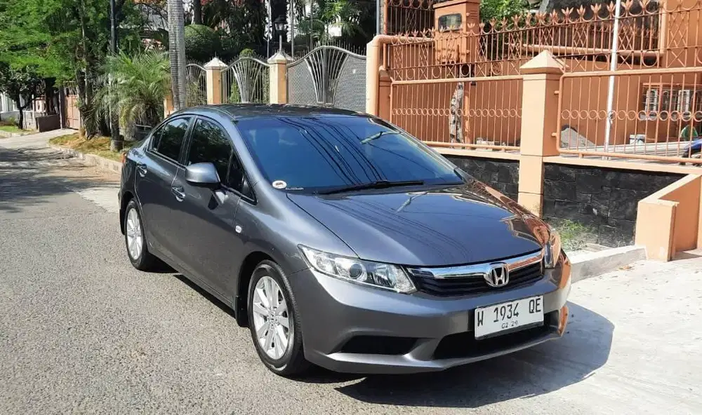 Honda Civic FB 1.8 automatic th 2014