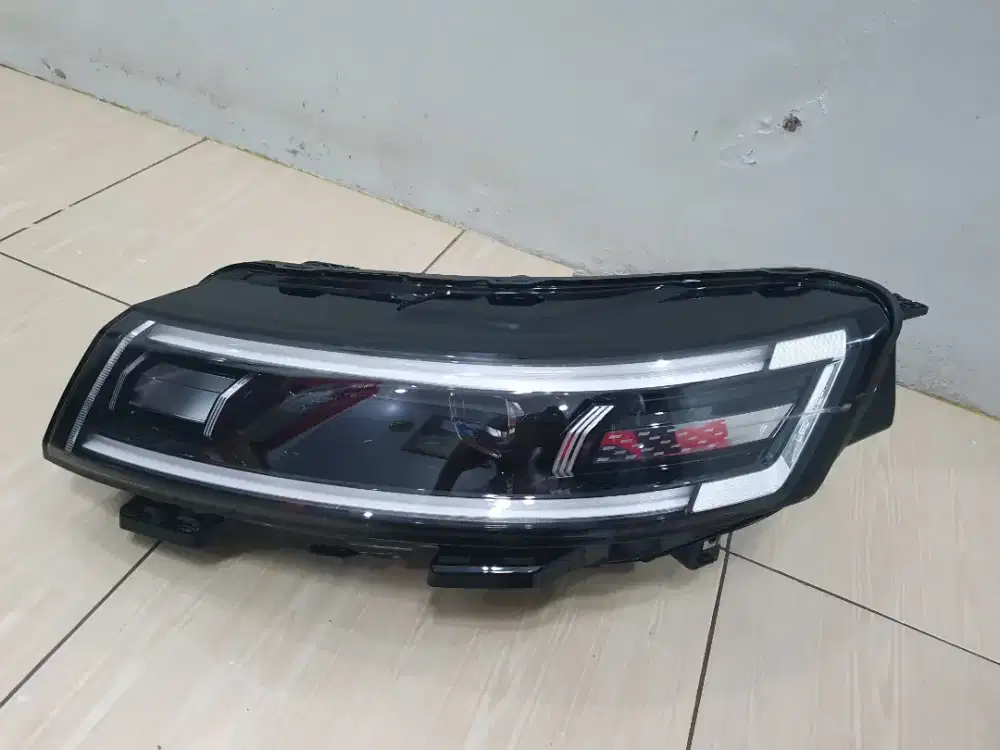 Headlamp kiri Jaecoo J5, bekas