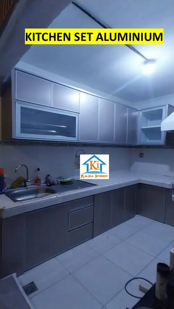 Jasa Kitchen Set Aluminium di Surabaya Kaloka Interior