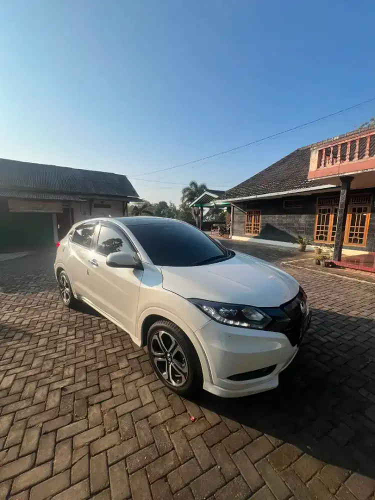 Honda HRV 2015 AT Tipe Prestige Asli AD
