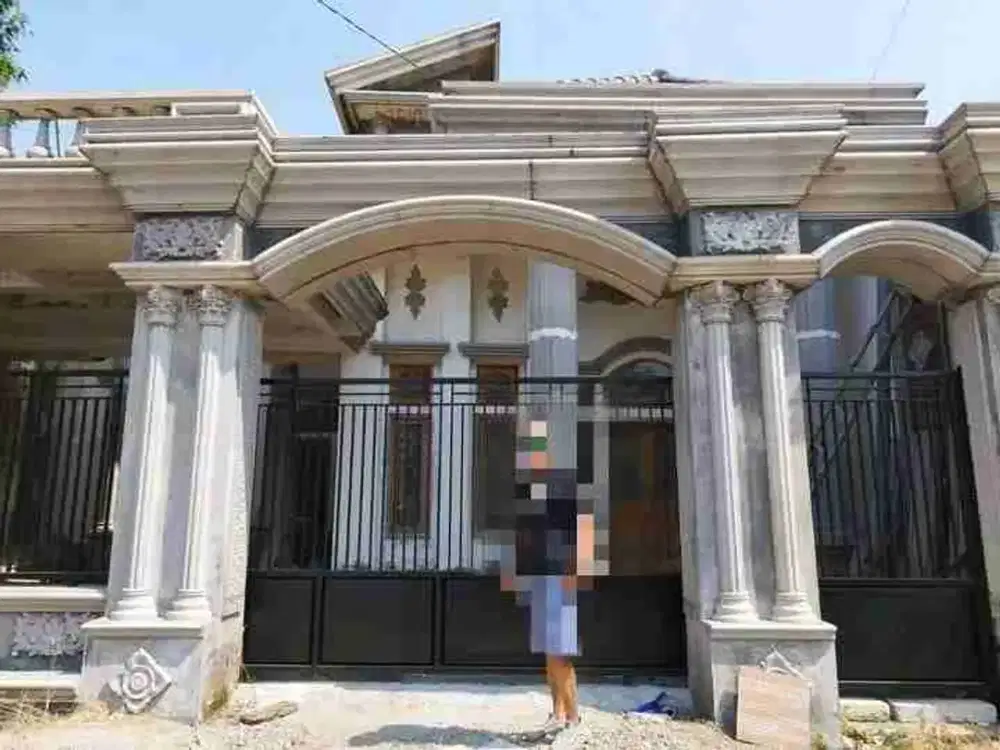 jual murah rumah 2 lantai  lokasi strategis di watu Galuh Diwek  Jombang