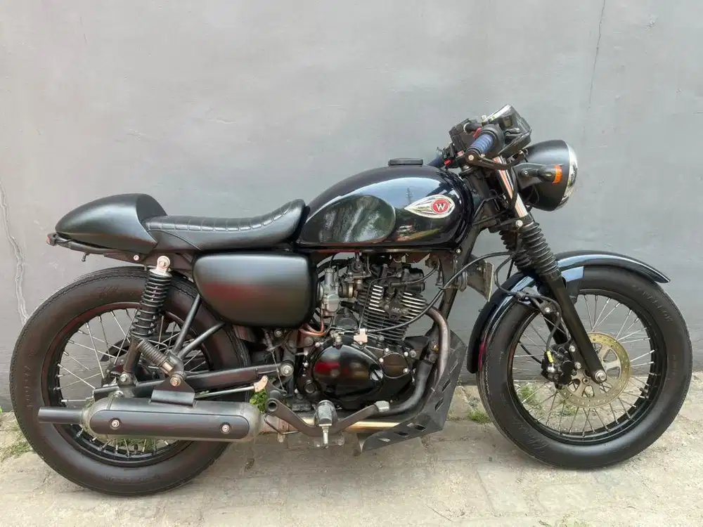 Kawasaki w175 SE 2023