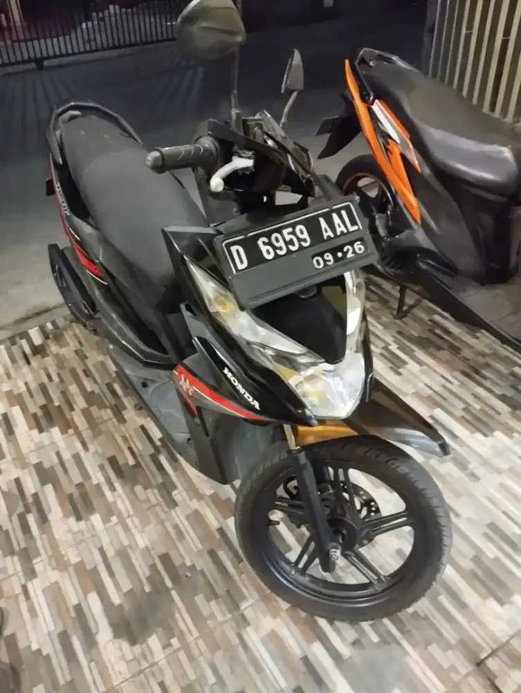 1 TANGAN DARI BARU