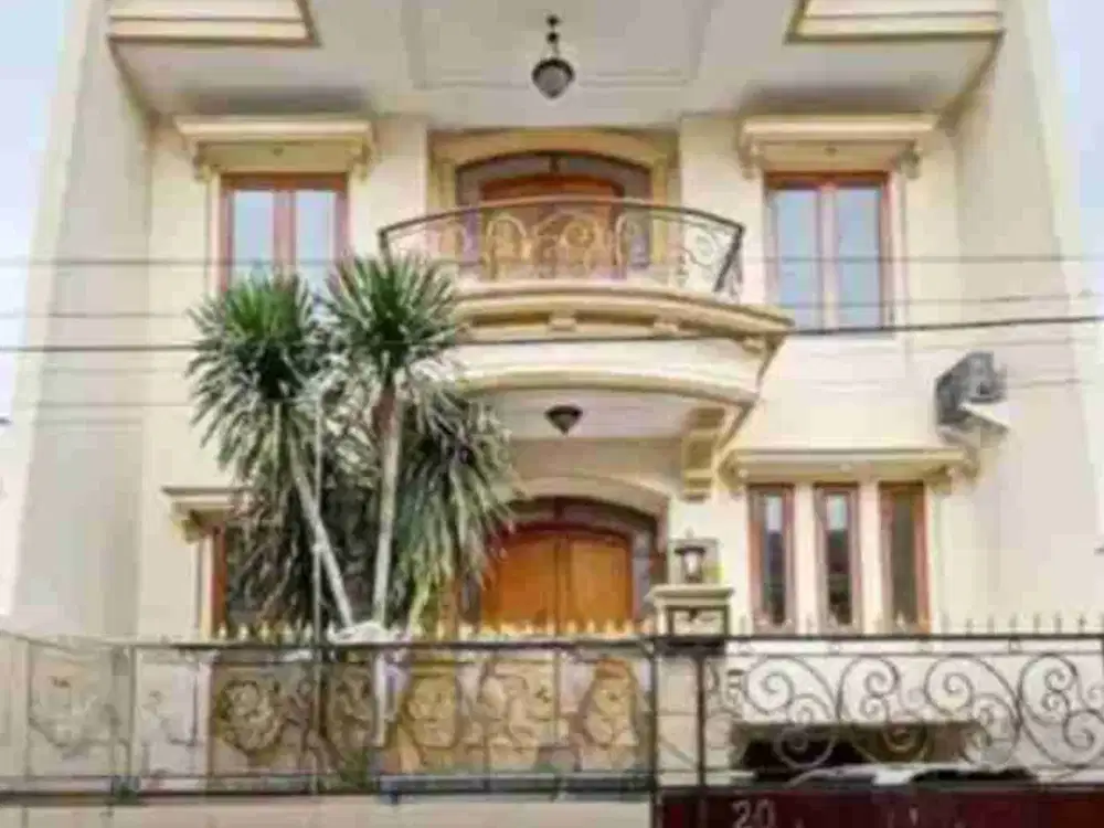 Dijual rumah Ditengah kota Rawamangun Jakarta timur