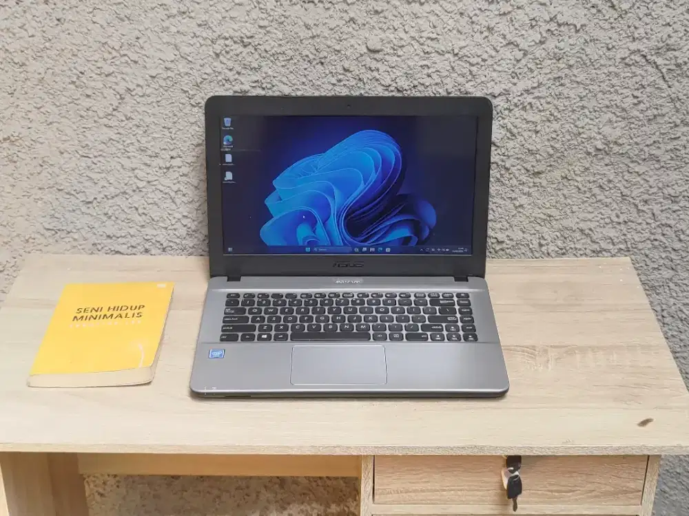 ASUS X441N Celeron N3350 RAM 4GB SSD 128GB Layar 14 Inch