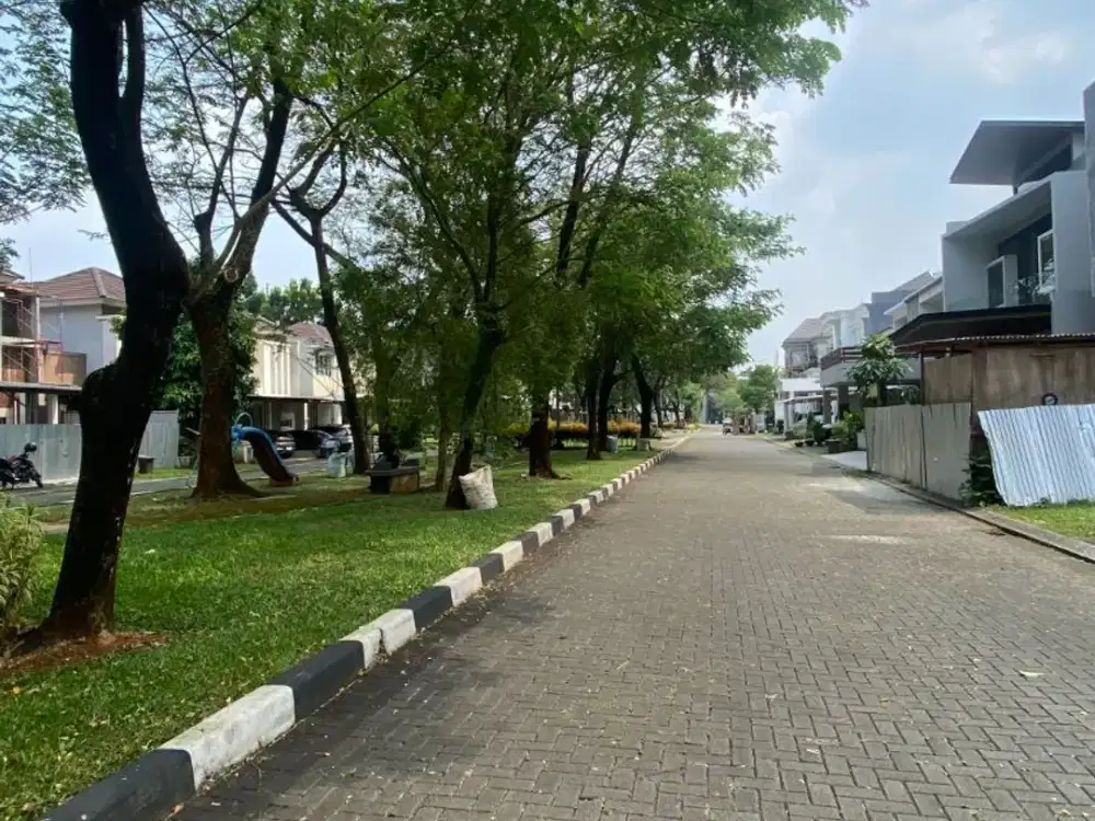 DIJUAL KAVLING BADAN @DE PARK BSD UKURAN 250 meter 10x25 m Depan taman