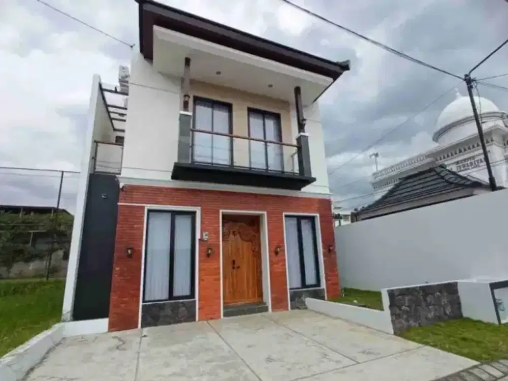 Investasi Villa Batu Dekat Alun-Alun | 4 KT, Rooftop & Kolam Renang Pribadi