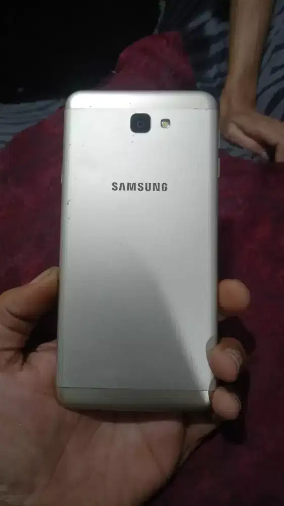 Samsung j7 prime ram3..32 masih orian