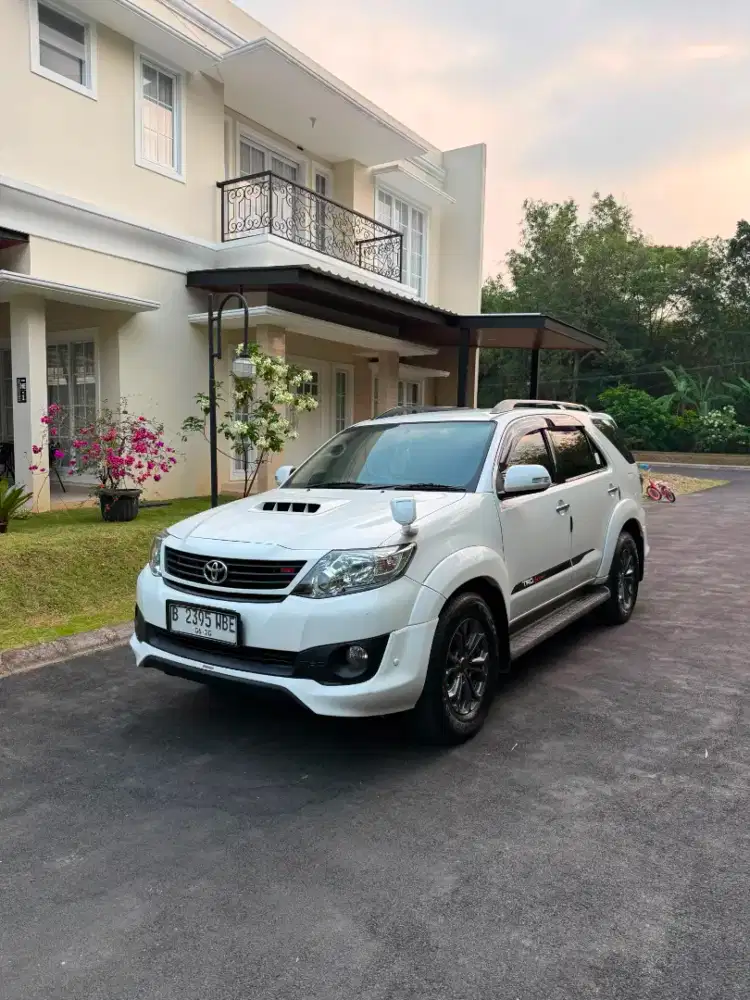 Toyota Fortuner VNT TRD 2015