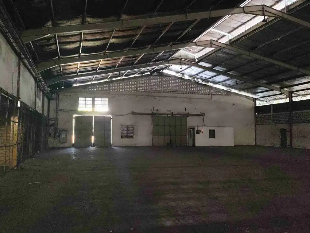 Gudang Luas 5.000 M² di Kawasan Industri Pulo Gadung – Cocok Manufaktur & Logistik