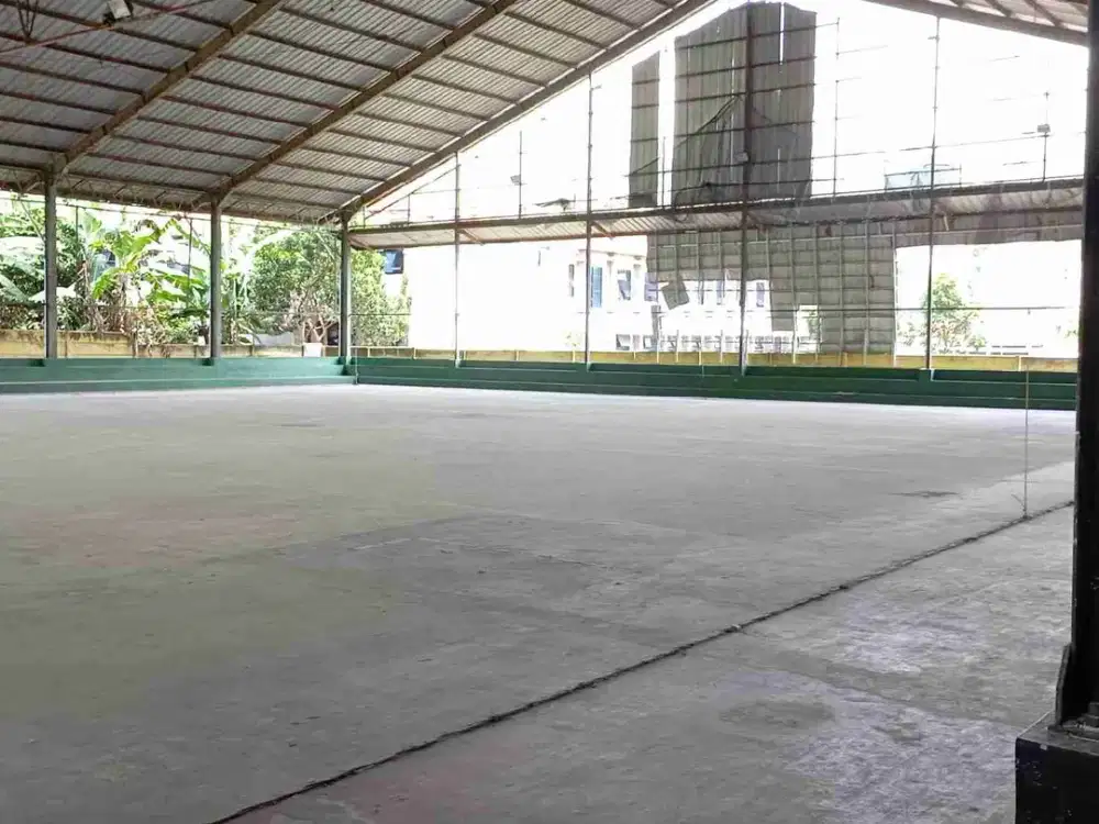 gedung komersil olahraga