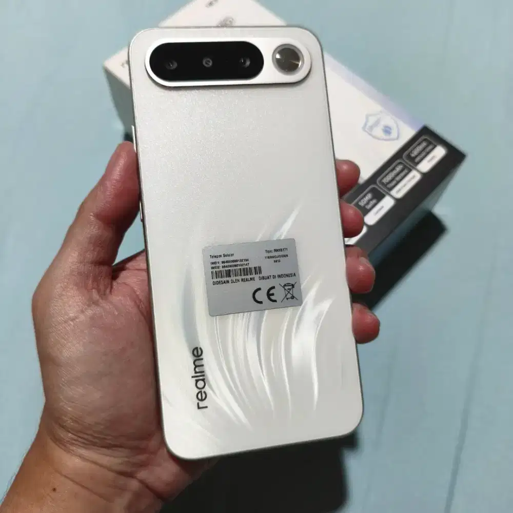 Realme 16 5G 12/256 Second Like New Garansi resmi Pemakaian 1 bulan