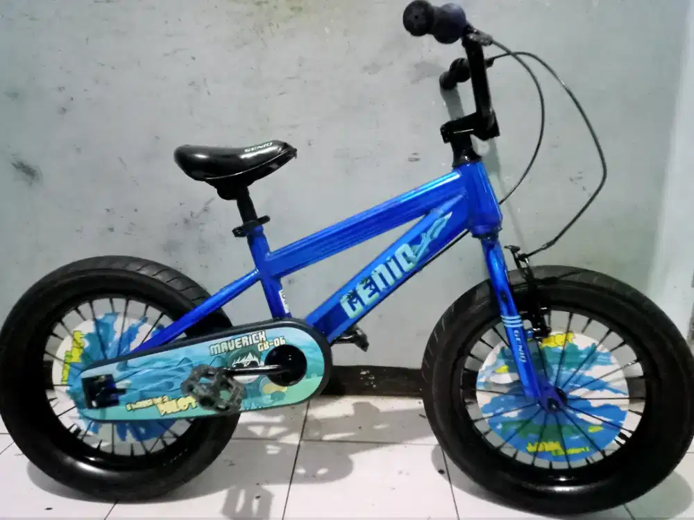 Dijual sepeda BMX merk GENIO ring 16 kondisi masih bagus keker normal