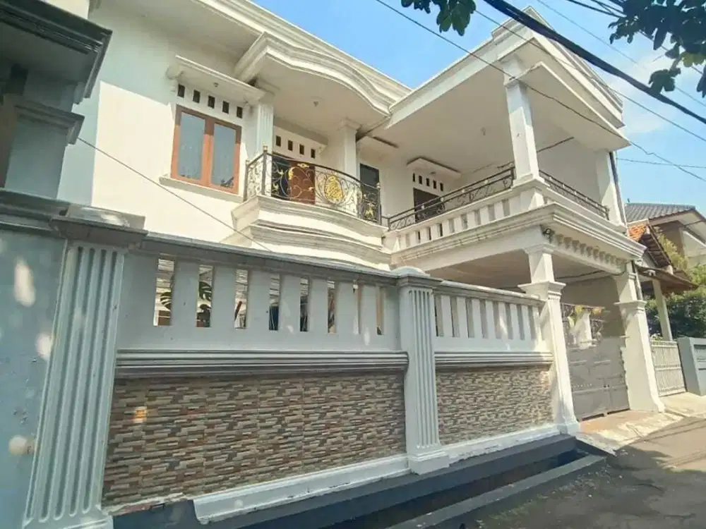 Di sewakan rumah di jati Cempaka pondok gede Bekasi