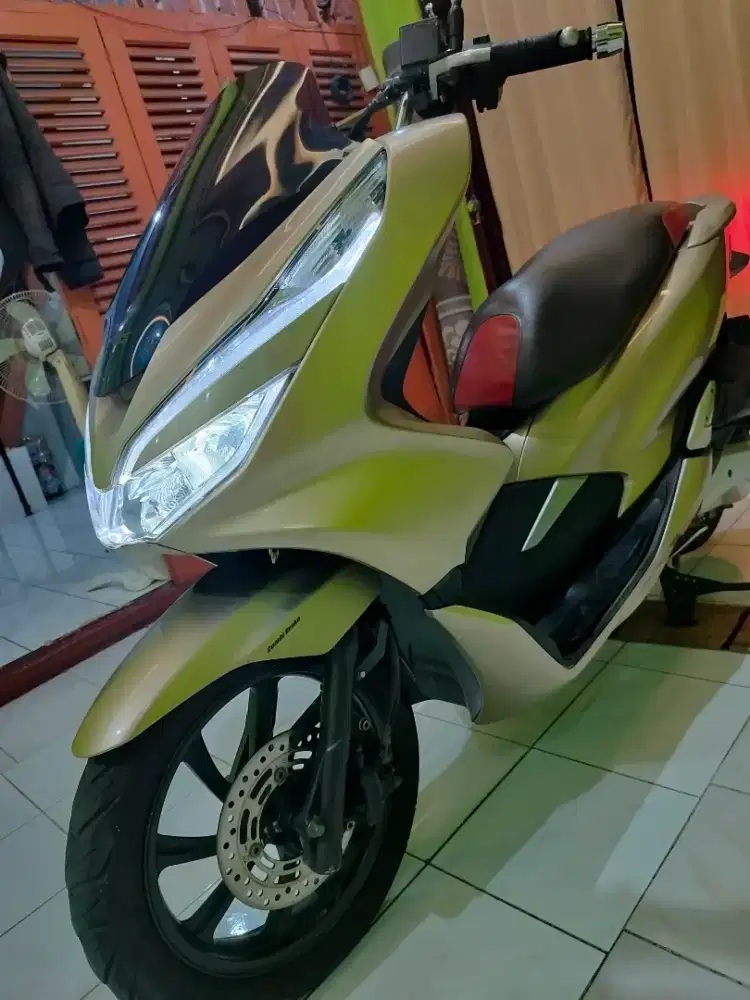 Honda PCX 2018 CBS iss gres siap pake BS TT