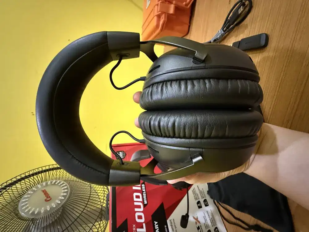 Headset HyperX Cloud III Wireless (Bekas)