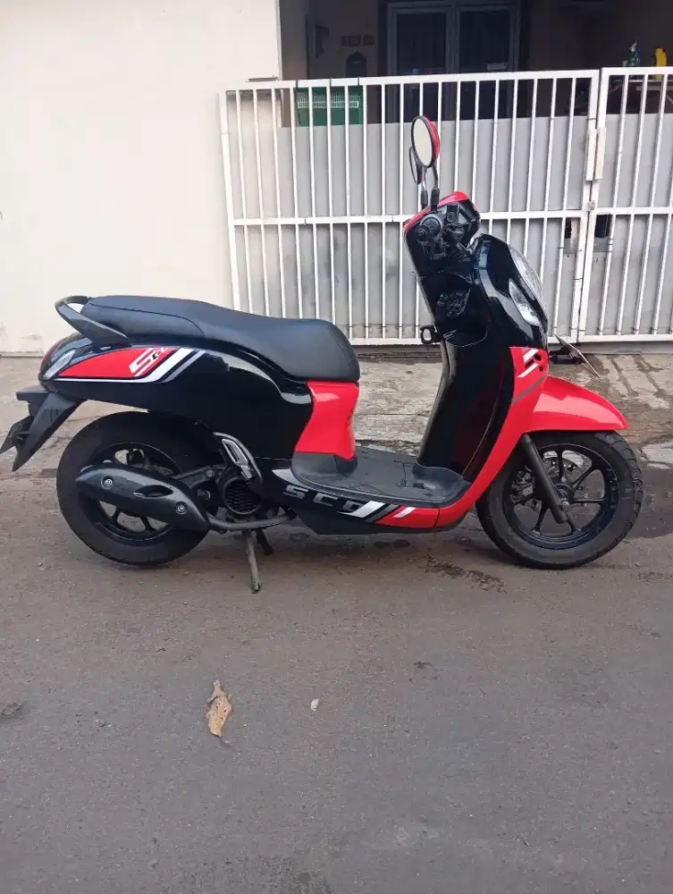 Honda Scoopy 2023 plat depok di tangsel