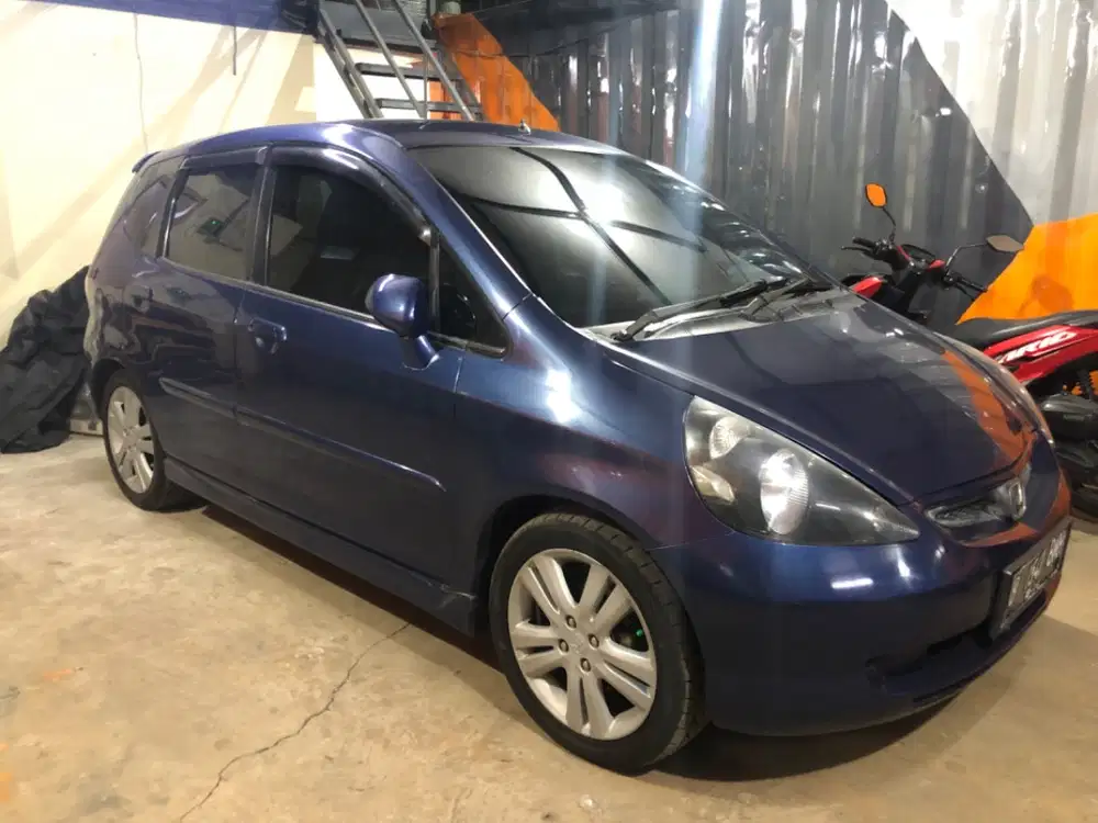 Di jual honda jazz idsi Tahun 2004