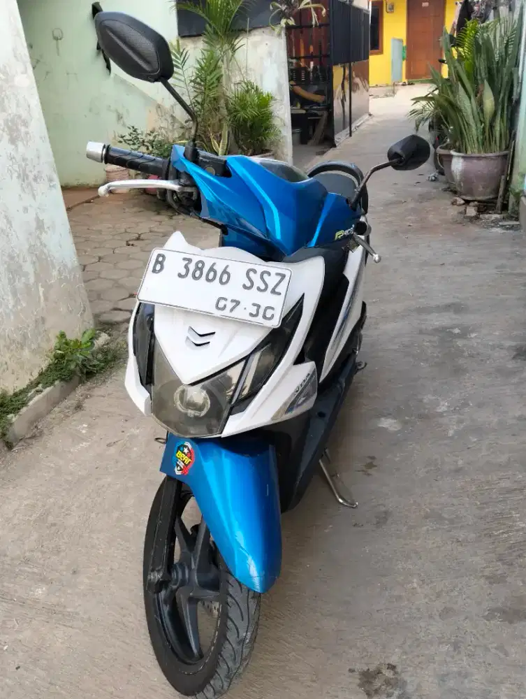 Honda beat tahun 2015