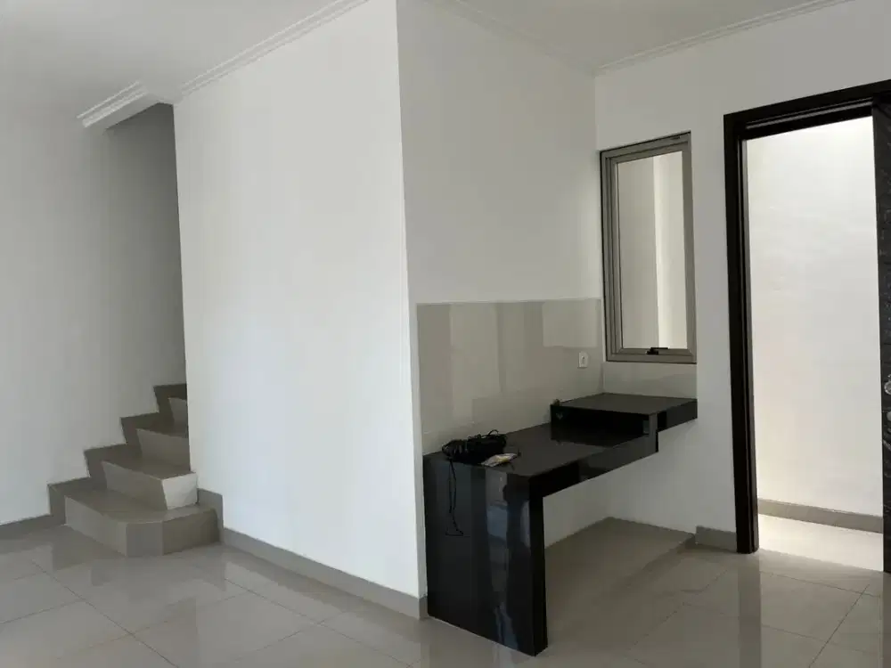 Dijual Cepat Rumah Brand New PIK 2 Ukuran 6x10 SHM Murah 1.650 M Nett