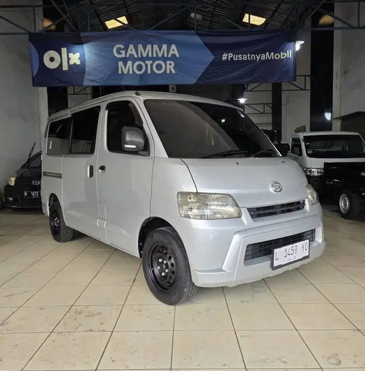 Gran Max D 1.5 Minibus AC PS Th2018 Silver Metalik Istimewa