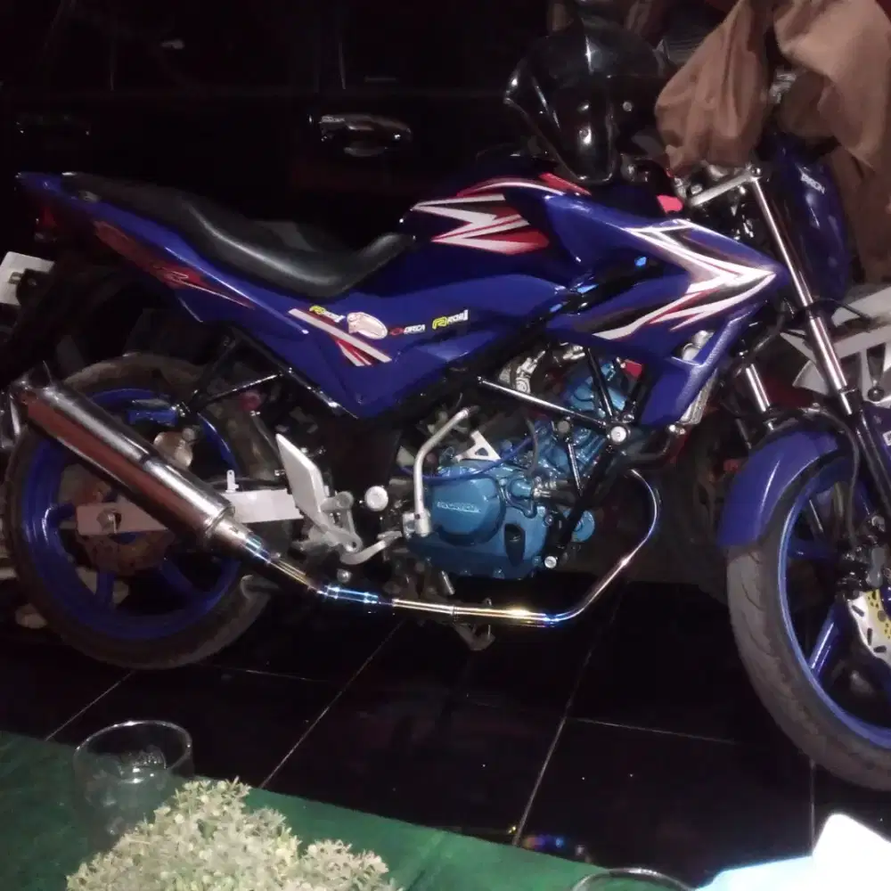 Motor Honda CBR150R