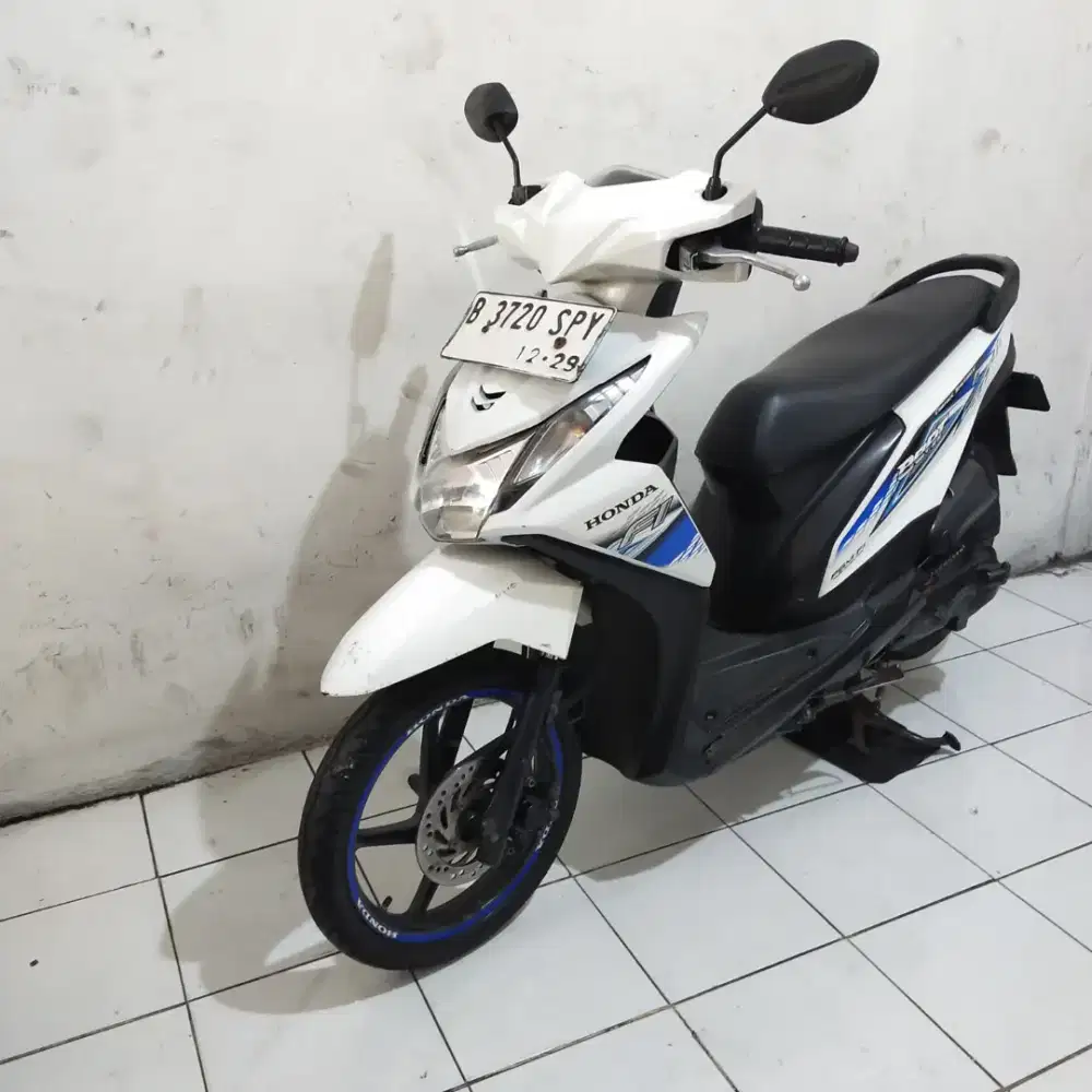 Honda Beat Fi 2014 Orisinil Lengkap Bagus Mesin Aluss