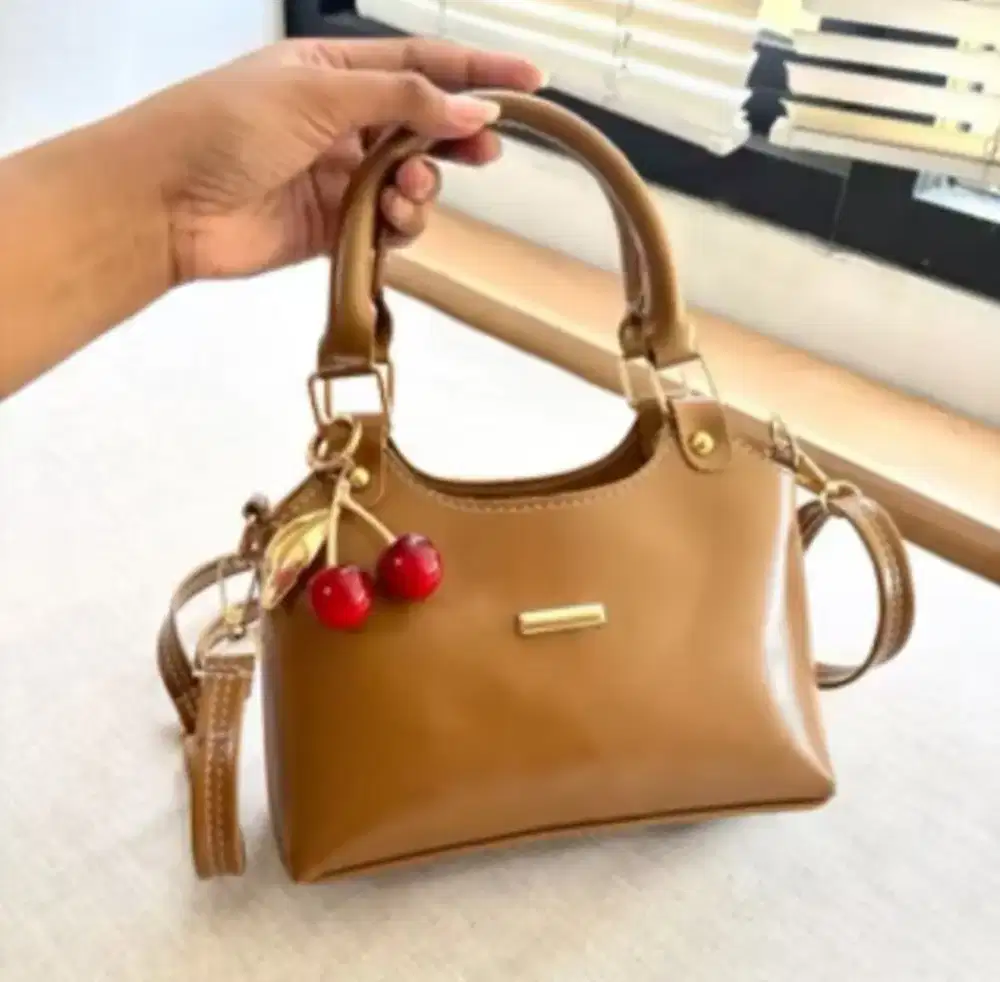 Tas cantik free ganci cerry