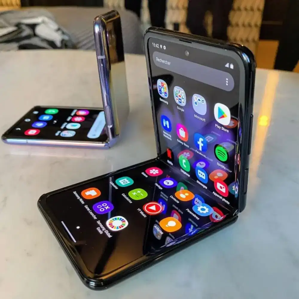 Samsung galaxy z flip 8