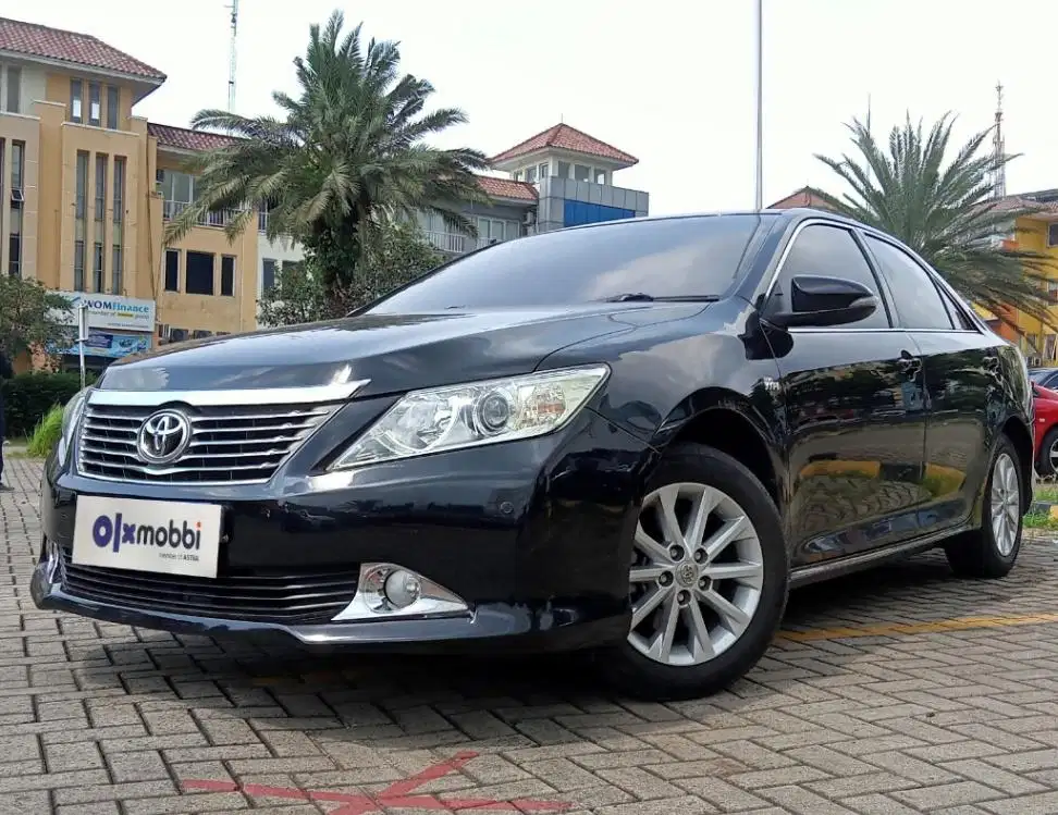 TDP 6, JT Toyota Camry 2.5 G Bensin-AT Silver 2014
