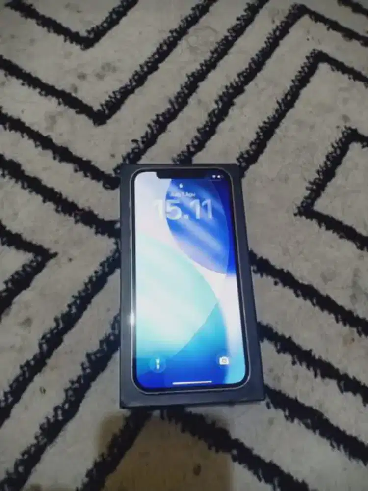 Iphone 12Pro 256 inter
face id on
sinyal all