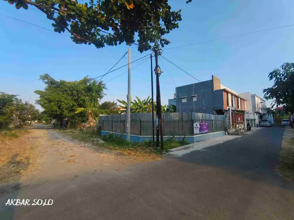 DI JUAL TANAH 2MUKA KARANGASEM LAWEYAN SOLO
