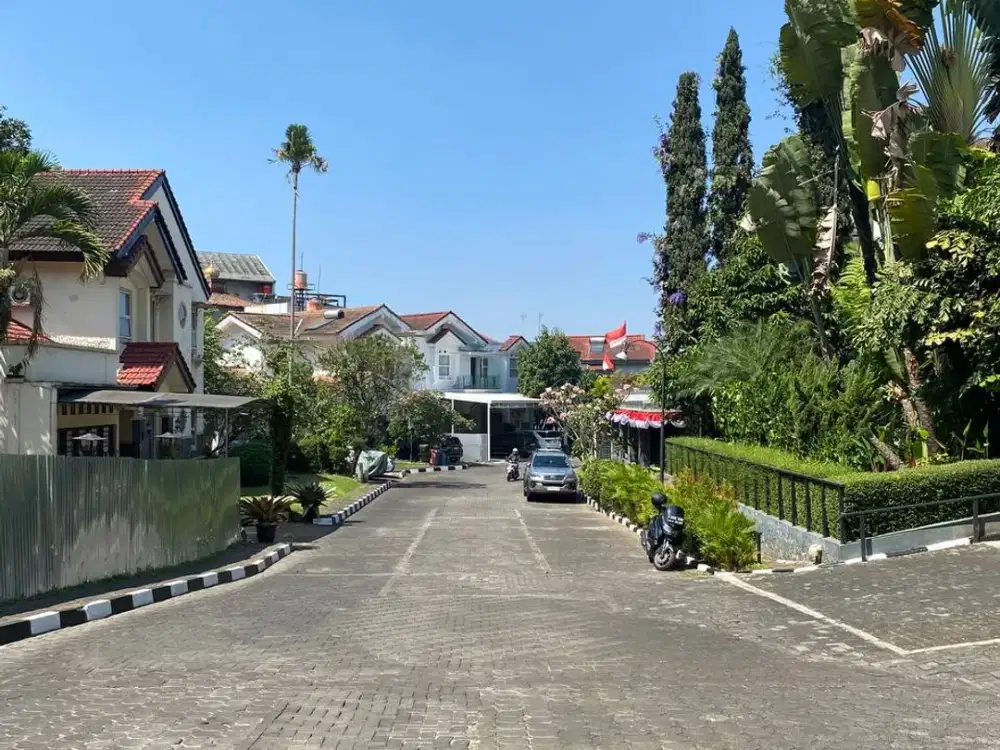 LANGKA! Dijual Tanah Kavling Premium Di Komplek Eksklusif Alamanda Dago Permai Tubagus ISmail Dekat ITB, Unpad, Unikom