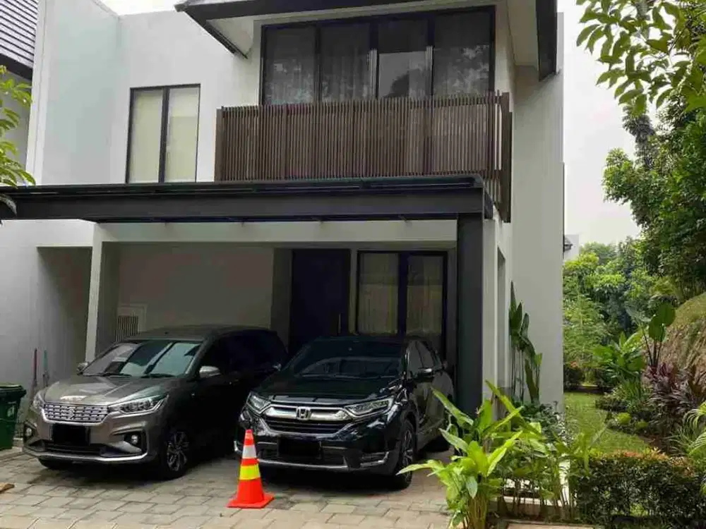 Dijaul Rumah cantik di di cluster Serenia hill Lebak Bulus Jakarta Selatan