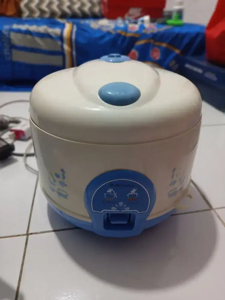 Magic com Miyako 1.2 LITER