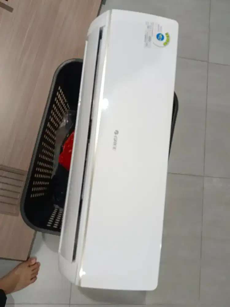 Dijual AC Gree 0,75pk like new sangat dingin