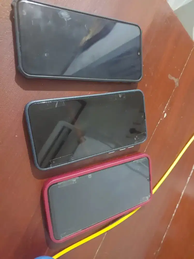 DI CARI SAMSUNG A30S