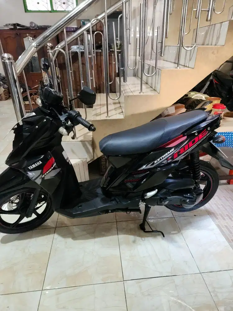 Xride hitam glosy 2015 Gbm