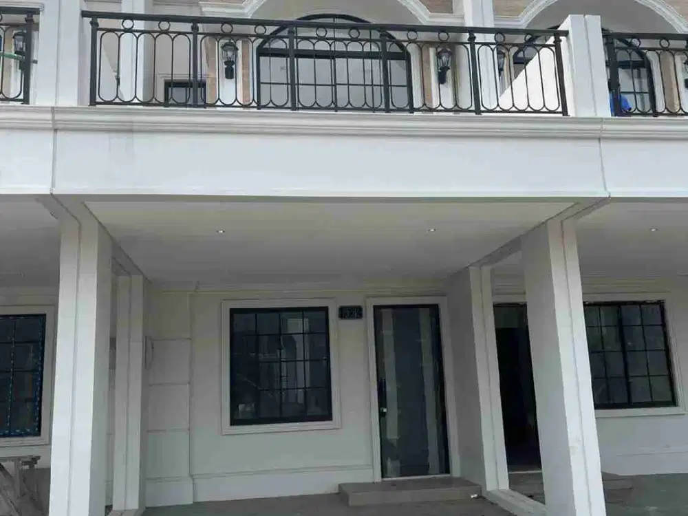D jual murah sekali rumah nirwana pik 2
