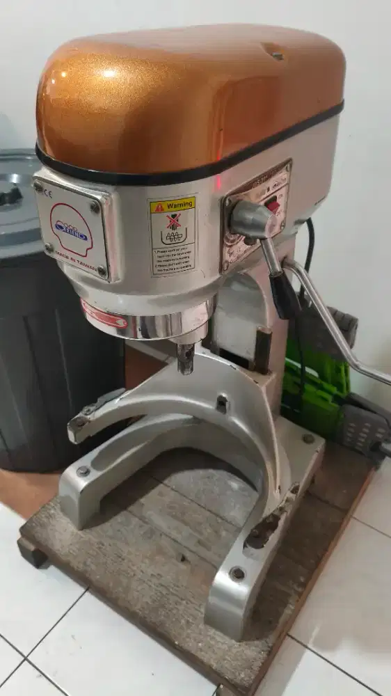 Dijual Mixer Planetary Merek Good Friend JDS 201