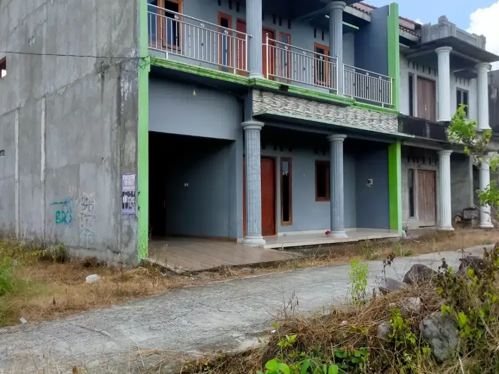 Dijual atau dikontrakkan rumah dkt RSU HASTUTI Karangmalang Sragen