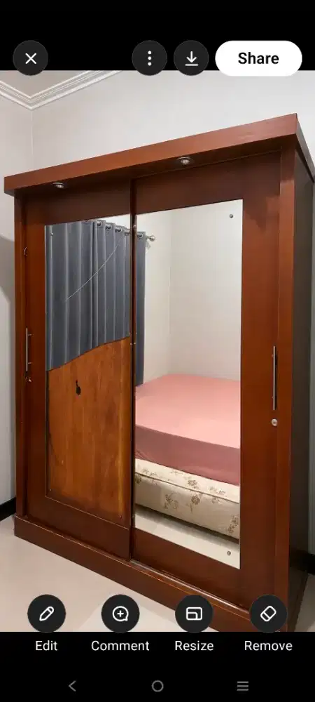 Lemari Pakaian Pintu Geser