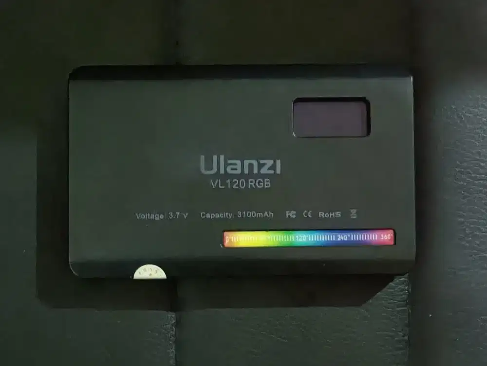 Lampu RGB ulanzi vl 120