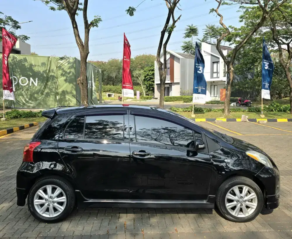 Toyota Yaris E 2012 Matic